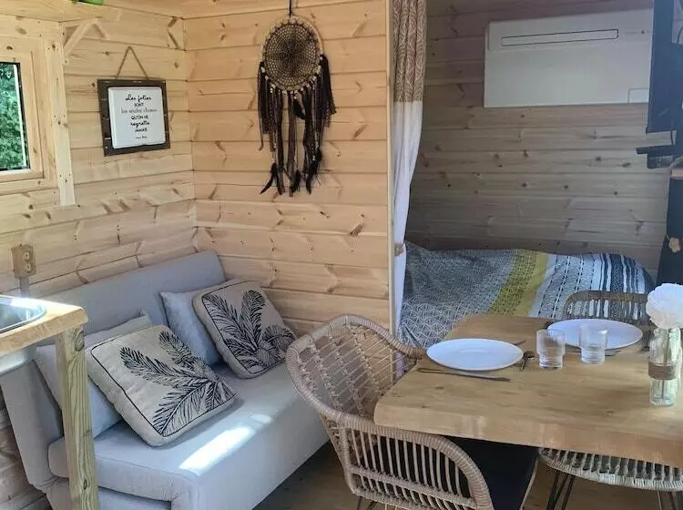 Les Cabanes De Warincthun