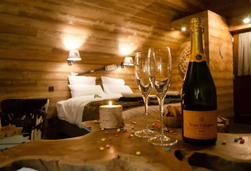 ペンション Aqualodge