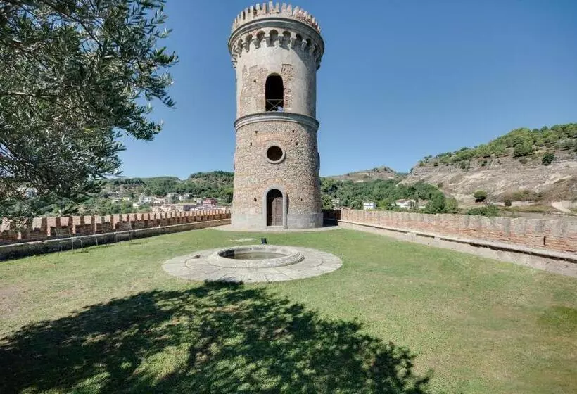 ペンション Castello Di Caccuri Suites