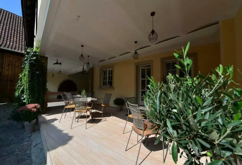 Majatalo Gästehaus & Weingut Gehrig