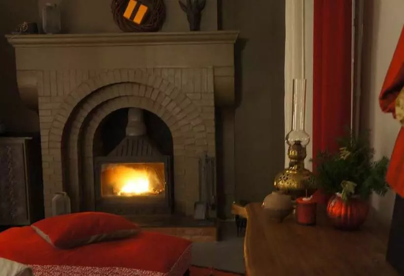 Majatalo La Blanche Girondine