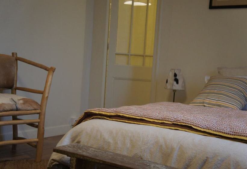 Пансион La Blanche Girondine