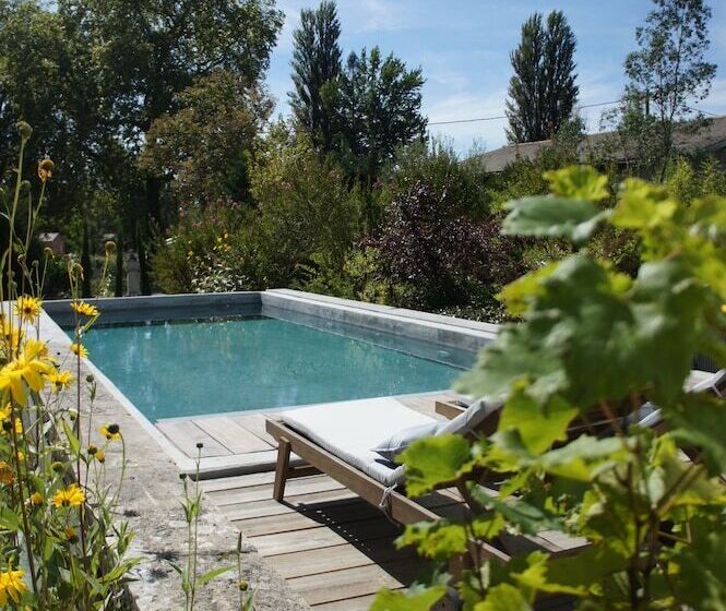 Пансион La Blanche Girondine