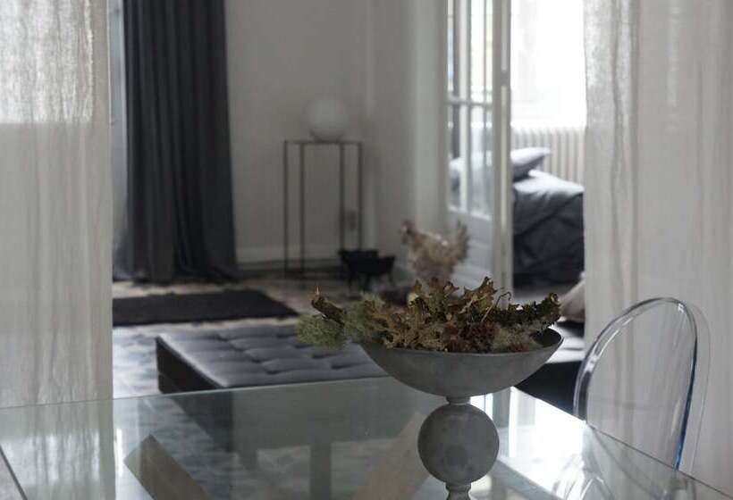 Пансион La Blanche Girondine