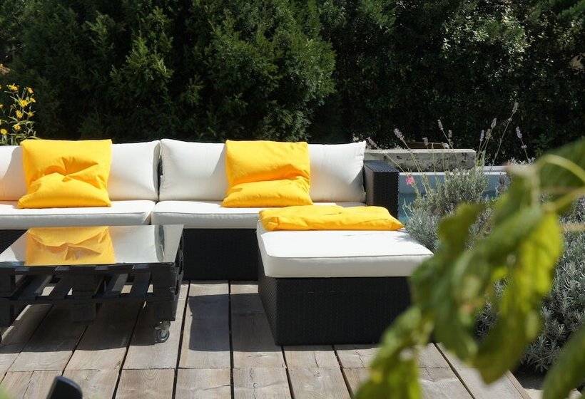 Пансион La Blanche Girondine