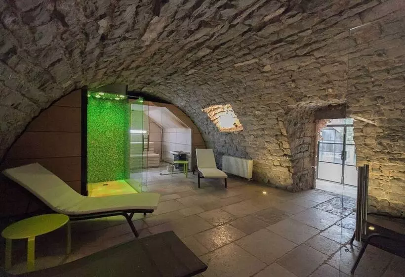 ベッドアンドブレックファースト Château De Saint Félix