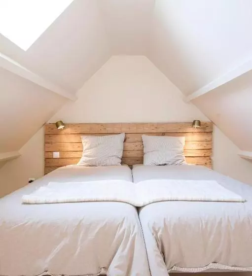 Aamiaismajoitus (B&B) Le Pave De La Croix Blanche