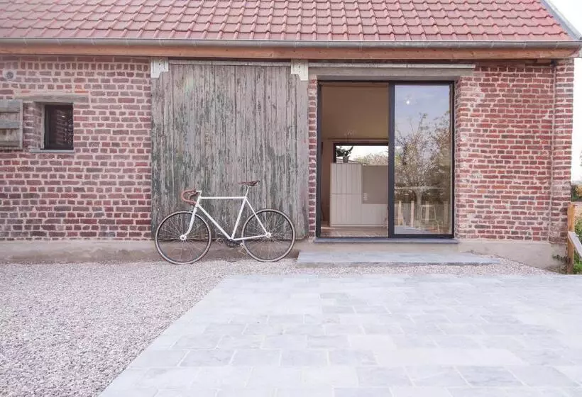 Aamiaismajoitus (B&B) Le Pave De La Croix Blanche