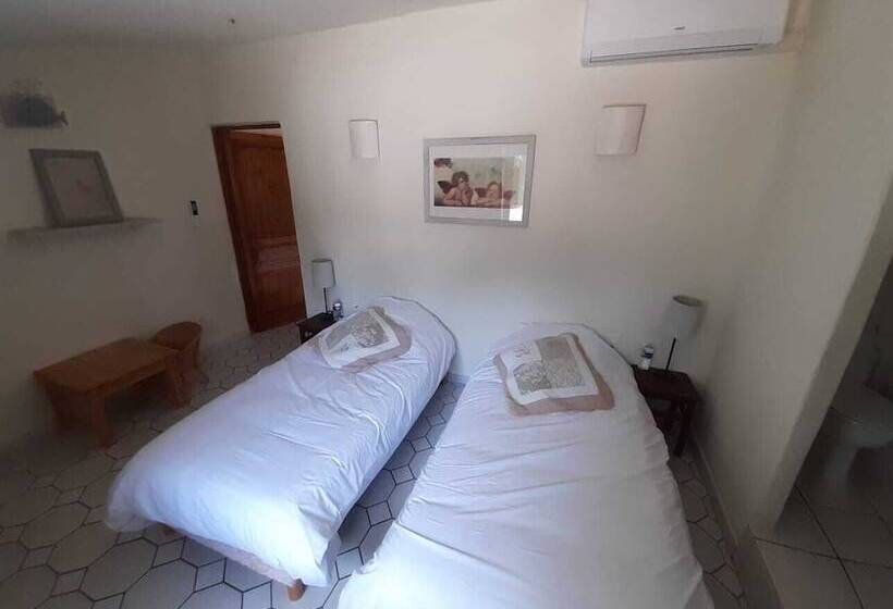 Bed and Breakfast Le Vieux Platane