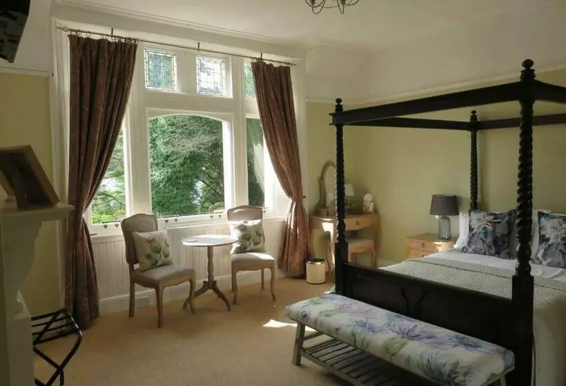 Aamiaismajoitus (B&B) Ravenswood Pod