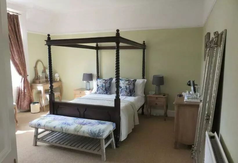 Aamiaismajoitus (B&B) Ravenswood Pod