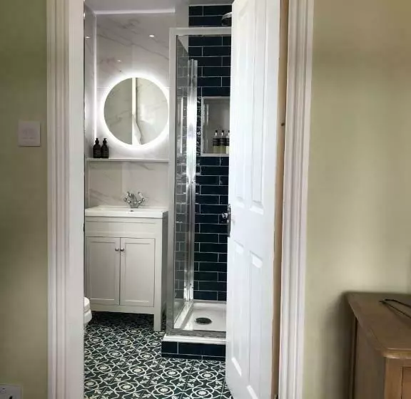 Aamiaismajoitus (B&B) Ravenswood Pod