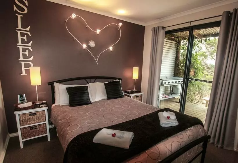 Cloud Nine Spa Chalets