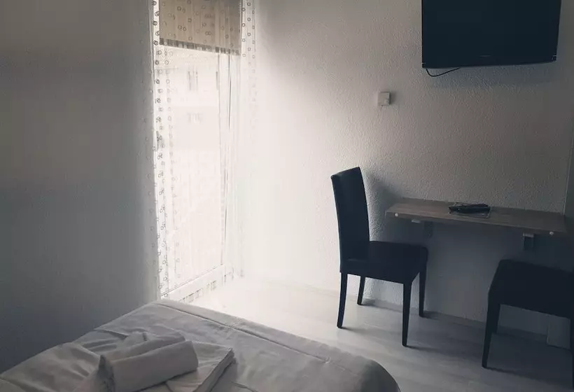 Hotelli Adler Heimsheim