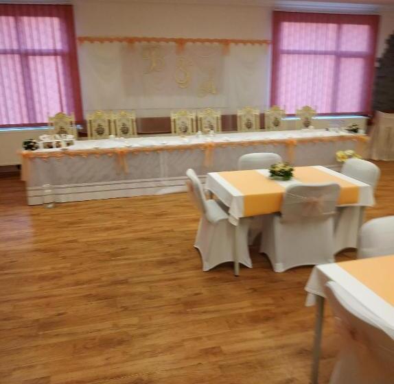 בית מלון כפרי Prom