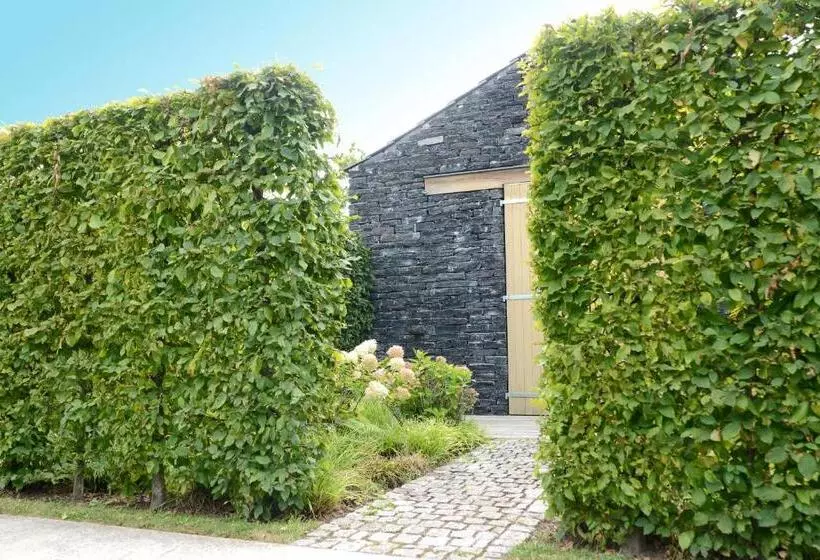 Hotelli Weinkulturgut Longenschloder