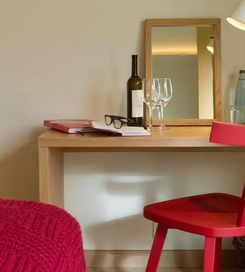 Hotelli Weinkulturgut Longenschloder