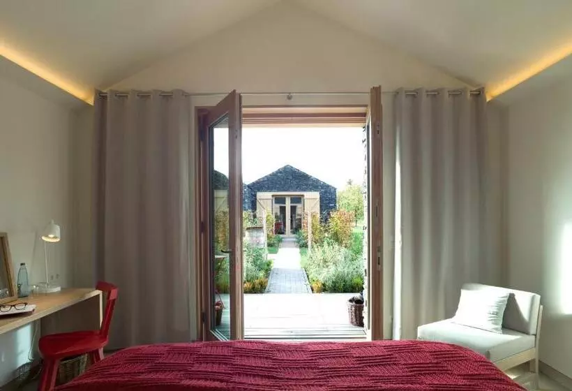 Hotelli Weinkulturgut Longenschloder