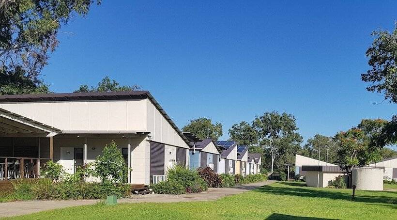 מוטל The Villages   Alligator Creek