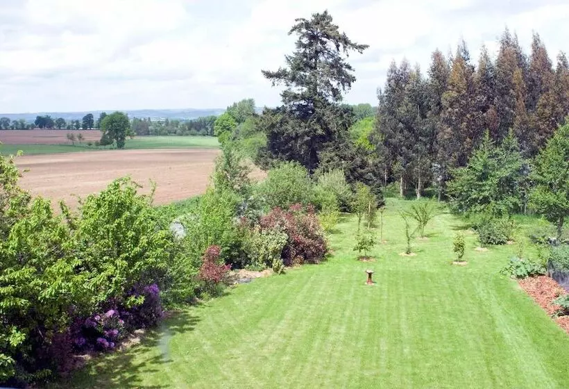 Majatalo La Neslière – Chambres D’hôtes Bio