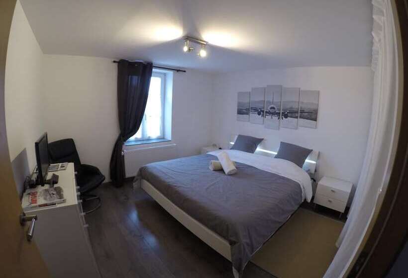 Pensiune Le Gîte De Chérisey