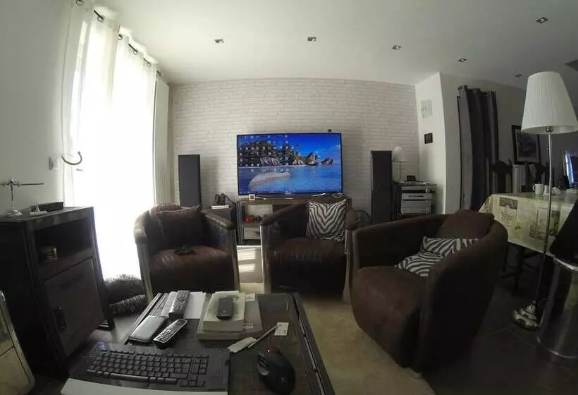 Majatalo Le Gîte De Chérisey