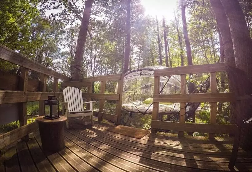 Majatalo Les Bulles De La Maison Du Rocher