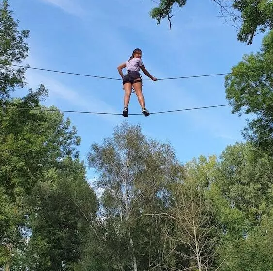 Majatalo Les Bulles De La Maison Du Rocher