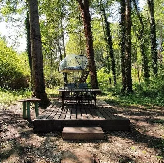 Majatalo Les Bulles De La Maison Du Rocher