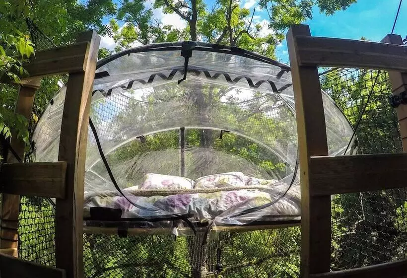 Majatalo Les Bulles De La Maison Du Rocher