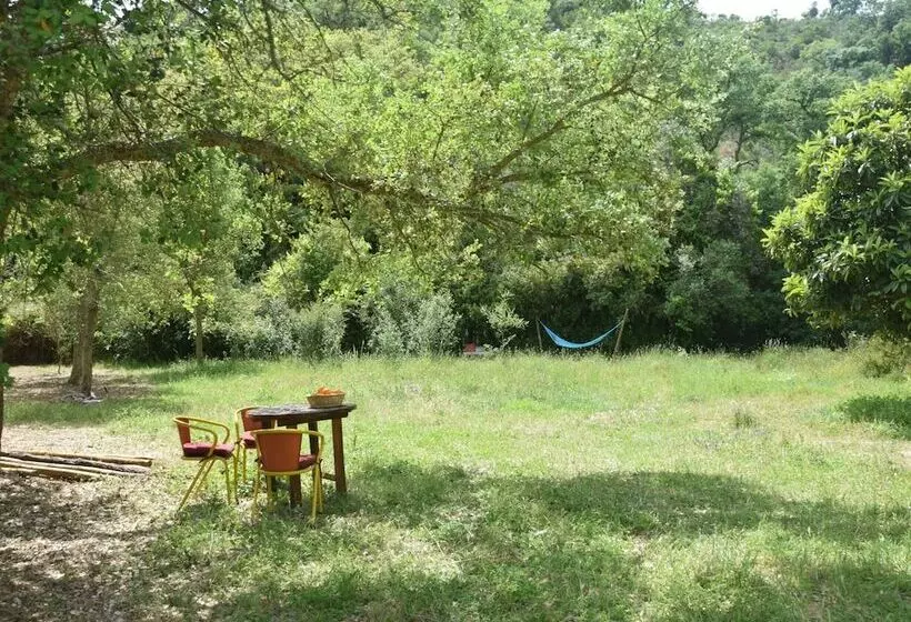 Quiet & Cottage In Estate Casas Da Cerca Near Troviscais