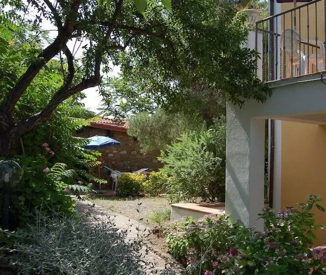 Residenssi Villaggio Innamorata   Villa Quintavalle