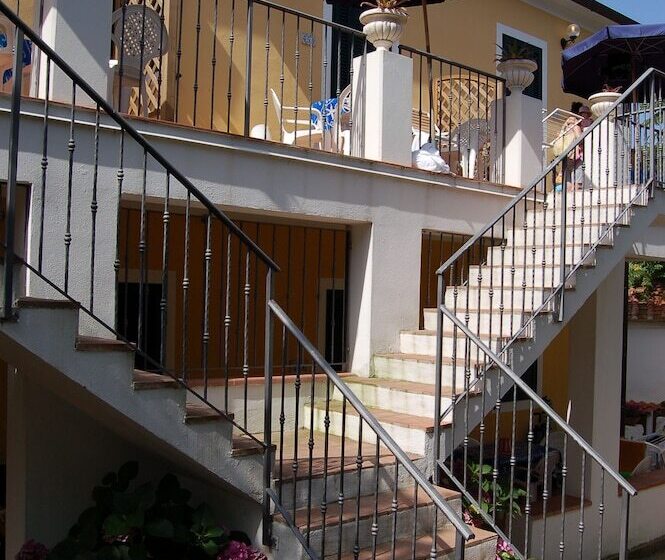 レジデンス Villaggio Innamorata Villa Quintavalle