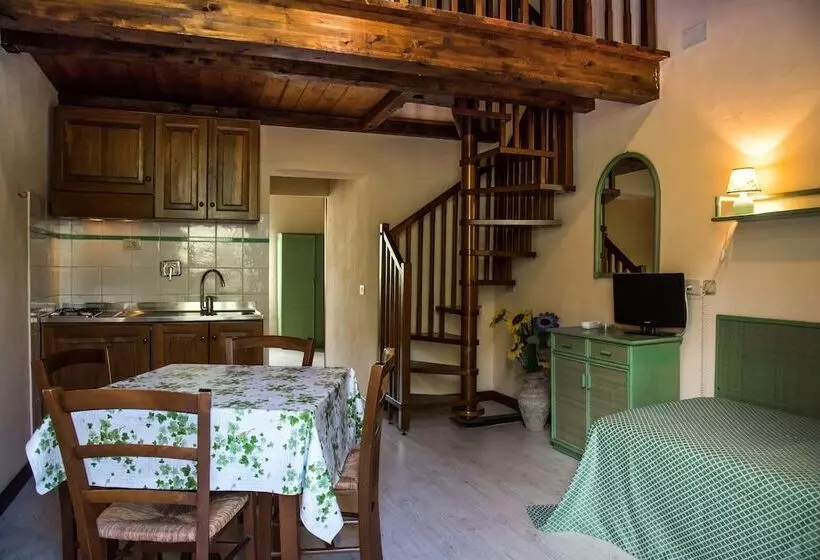 Residenssi Villaggio Innamorata   Villa Quintavalle
