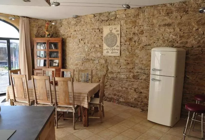 ベッドアンドブレックファースト Le Clos Du Cher En Beaujolais