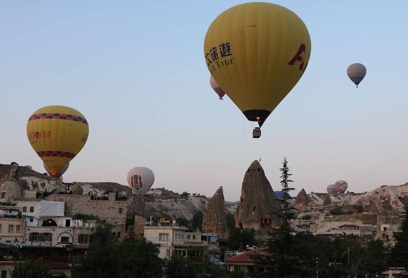 هتل Epoch Stone House