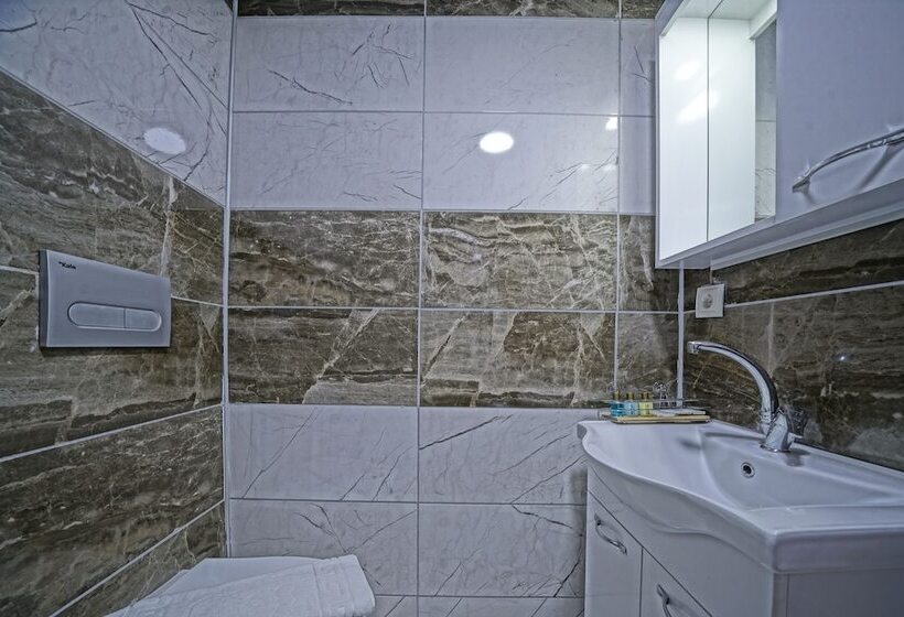 هتل Epoch Stone House