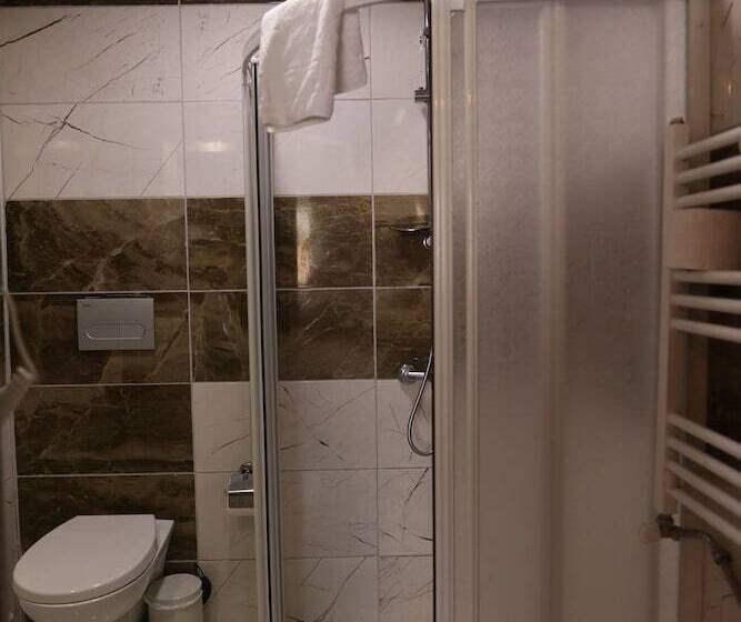 هتل Epoch Stone House