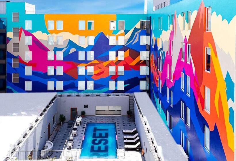 Sunday Hotel Chandigarh Zirakpur