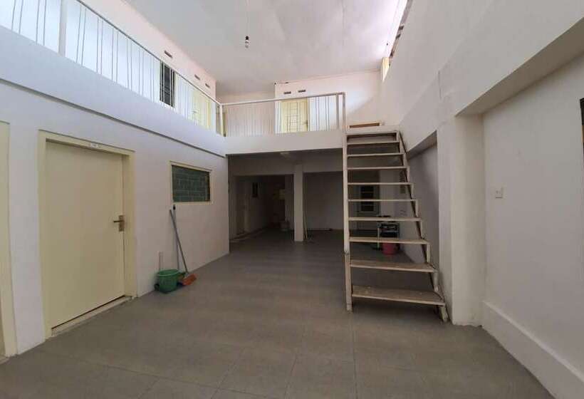 هتل New Fatimah Guest House Syariah