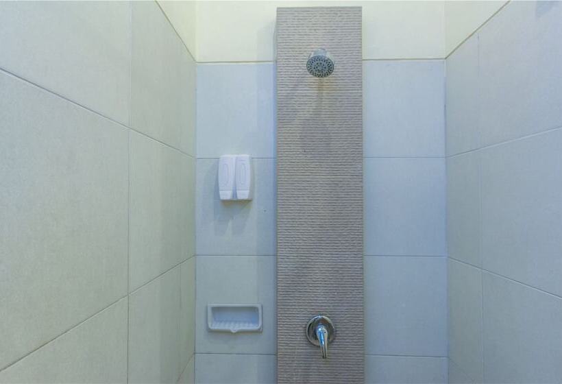 酒店 Reddoorz @ Tegal Sari Berawa