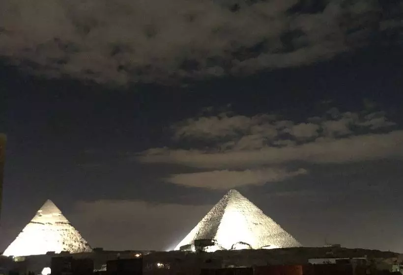 پانسیون The View Pyramids