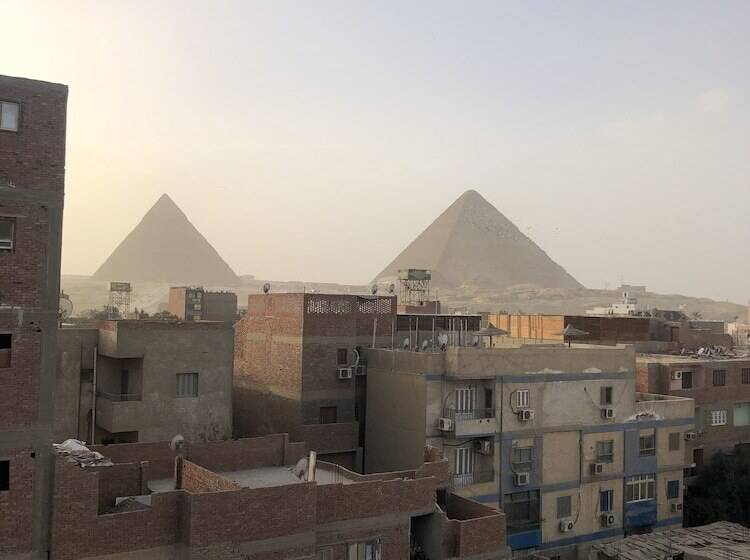 پانسیون The View Pyramids