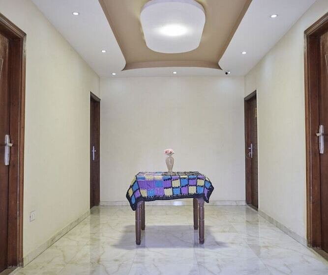 پانسیون The View Pyramids