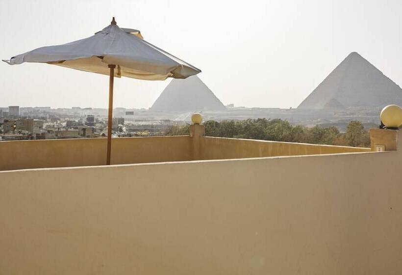 پانسیون The View Pyramids