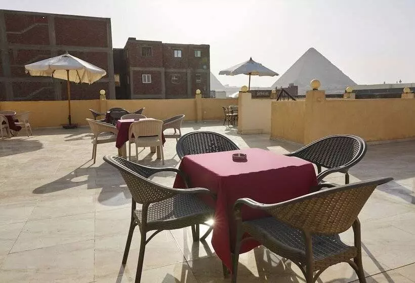 پانسیون The View Pyramids