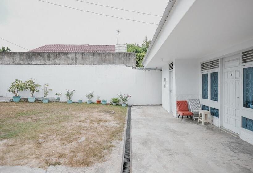 Pensjonat Reddoorz @ Beringin Jambi