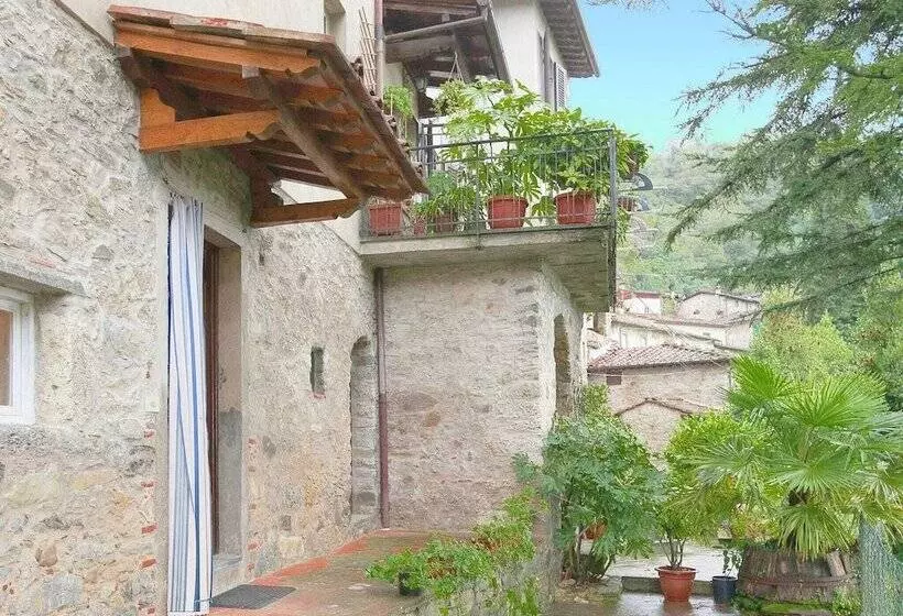 Relaxing Cottage In Convalle With Fenced Garden