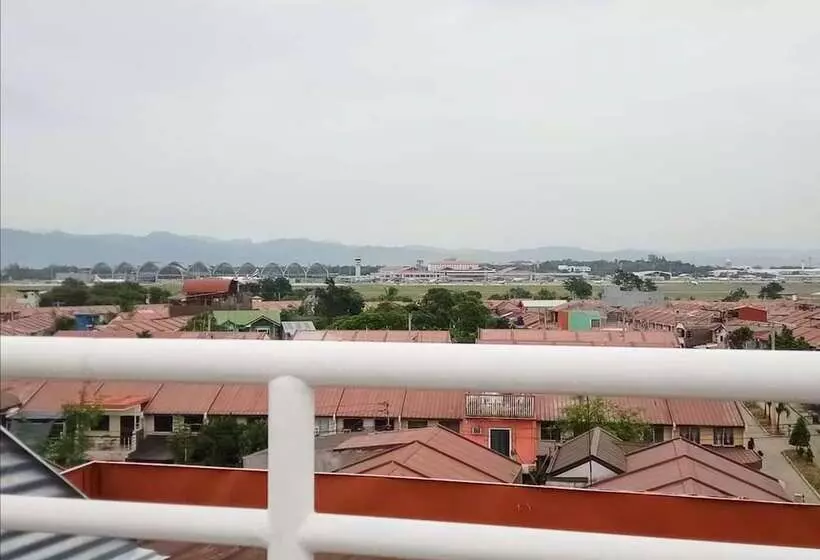 Bee Force Backpackers   Hostel