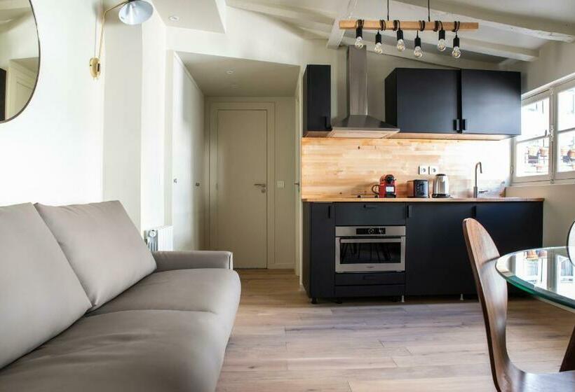 Dreamyflat   Archives